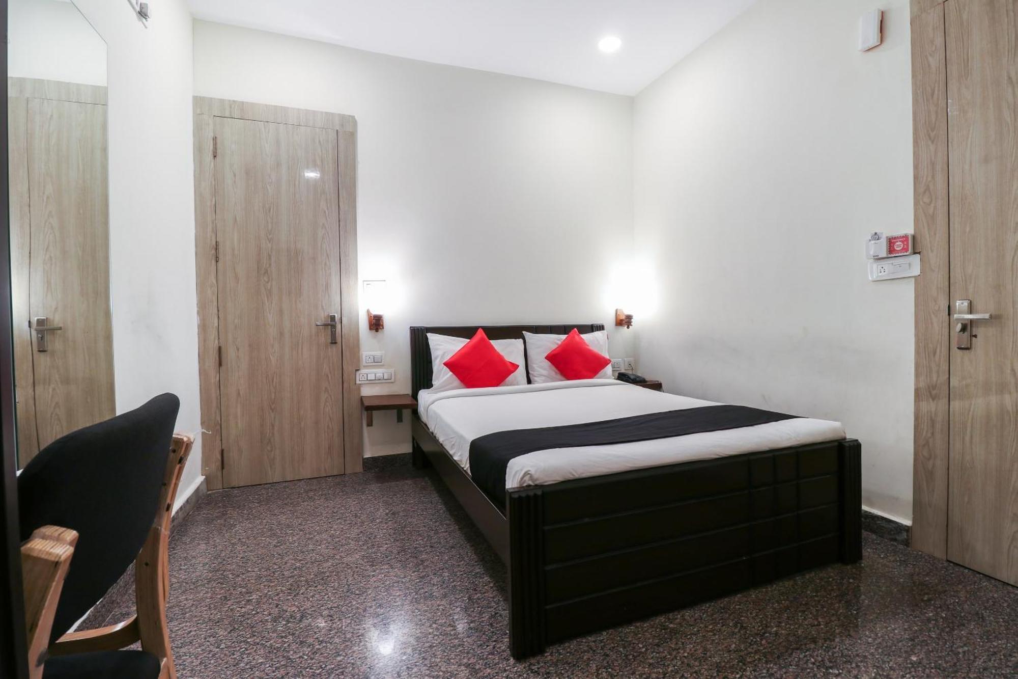 Capital O Gn Suites بنغالور المظهر الخارجي الصورة