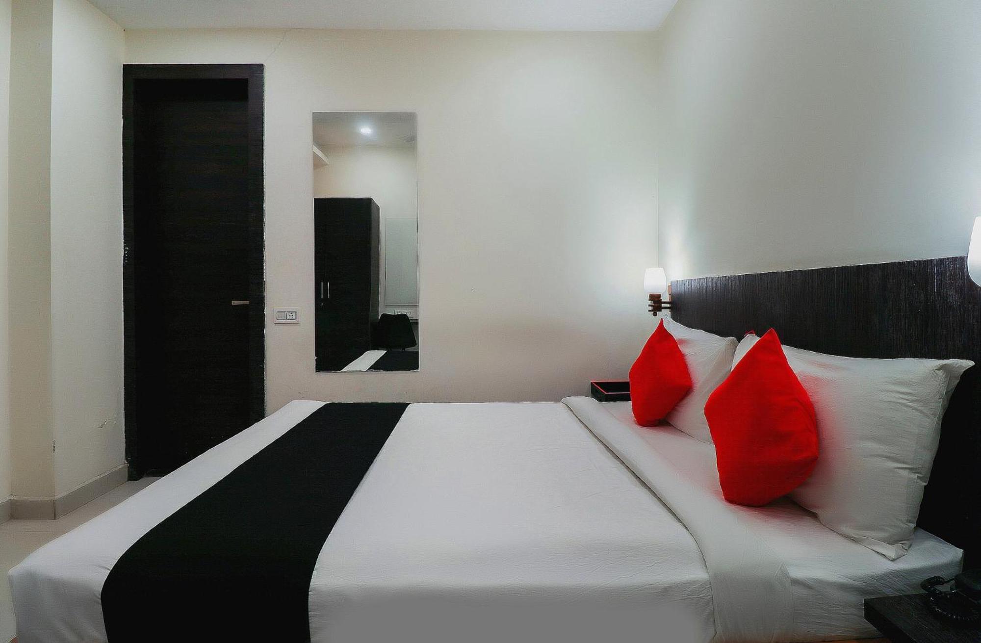 Capital O Gn Suites بنغالور المظهر الخارجي الصورة