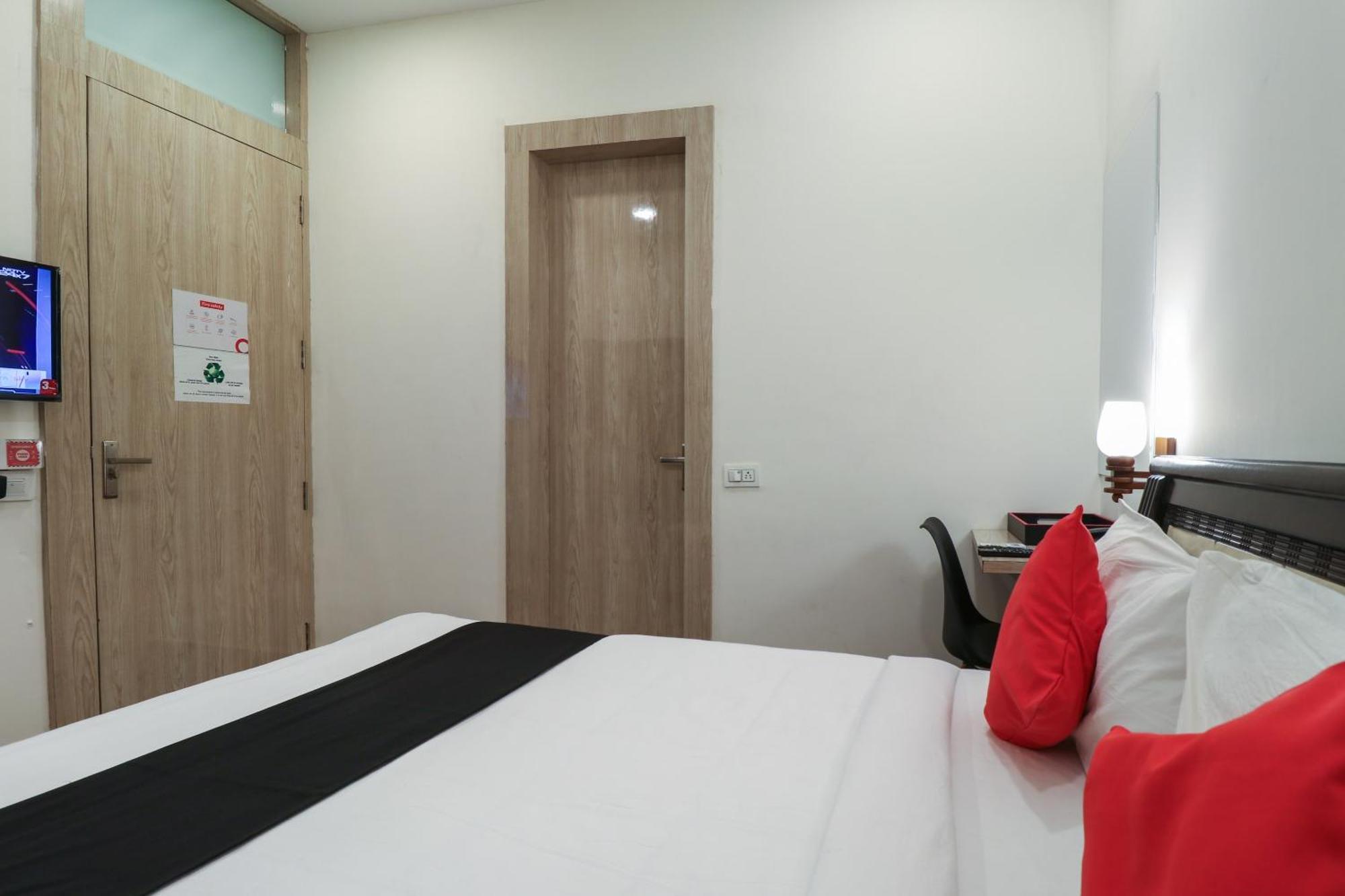 Capital O Gn Suites بنغالور المظهر الخارجي الصورة